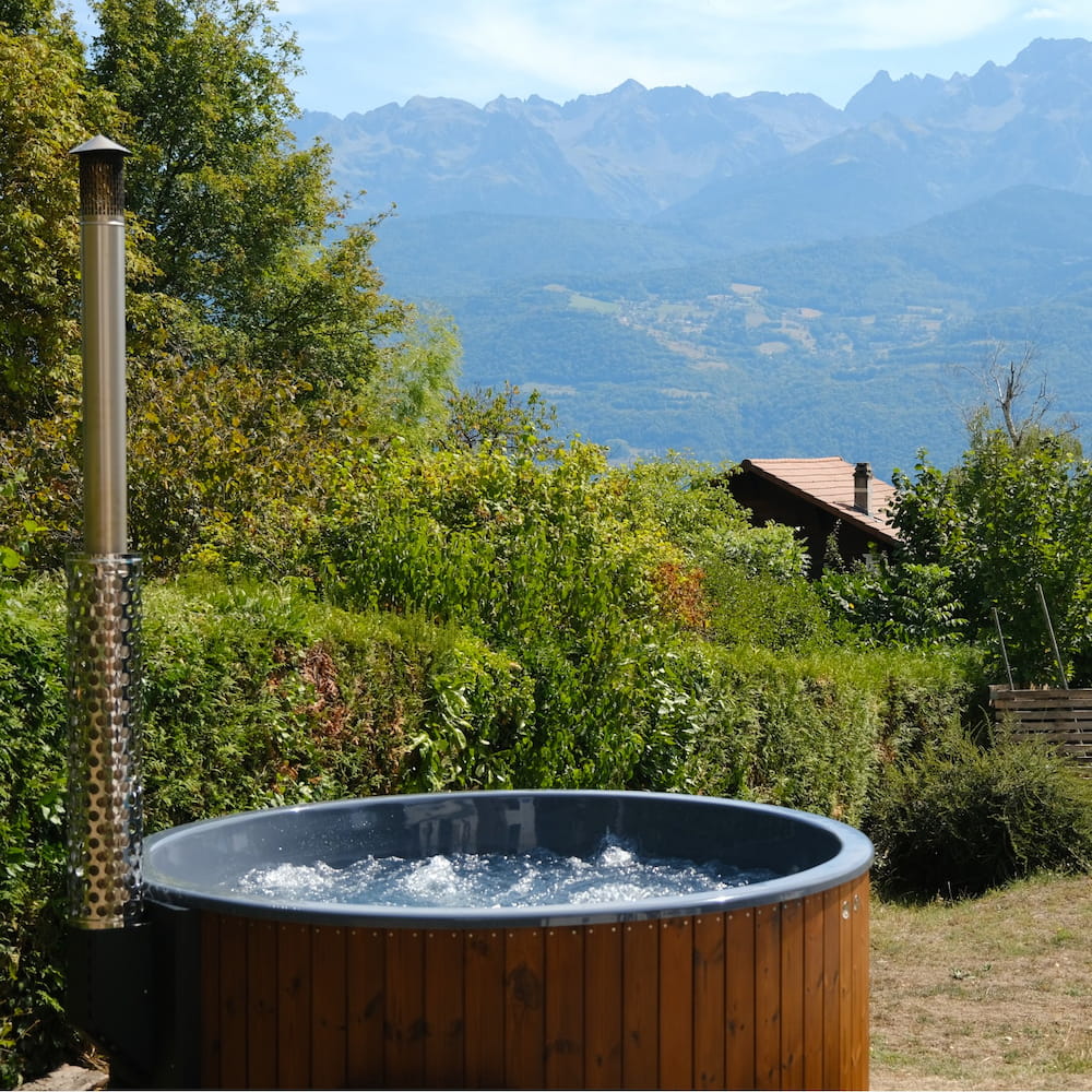 Bain nordique rond 225 cm avec système à bulles en Chartreuse