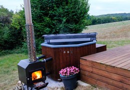Bain nordique octogonal 5 à 6 personnes près de Reims dans la Marne